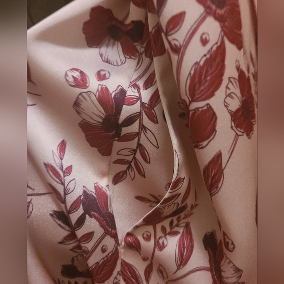 ML Monique Lhuillier Flutter Sleeve Pink And Rose Faux Wrap Floral Romper Sz 6 - Picture 8 of 8